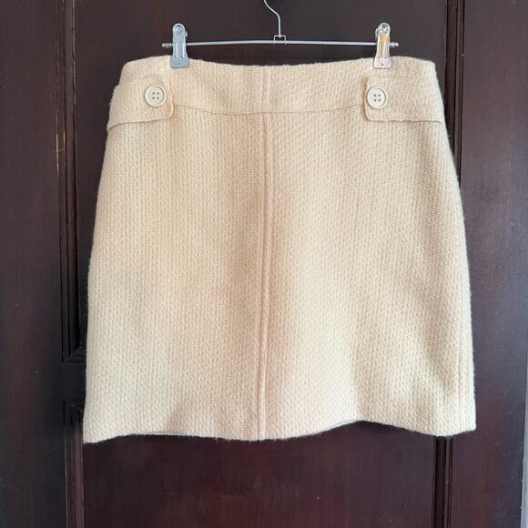 VERTIGO Paris | Cream Wool Boucle Mini skirt Size 8 | Preppy, Quiet Luxury - Picture 1 of 5